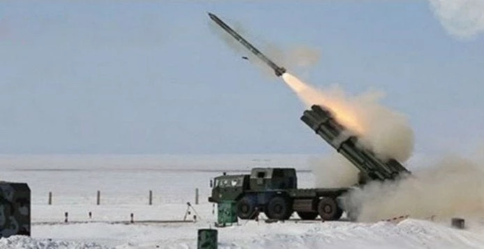 Το Ρωσικό πυραυλικό σύστημα που συναγωνίζεται τα πυρηνικά (βίντεο)